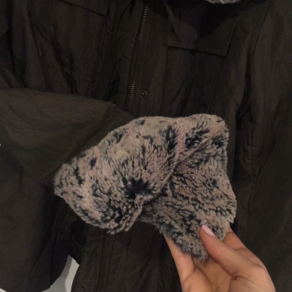 Jacket - Picture 3 of 3